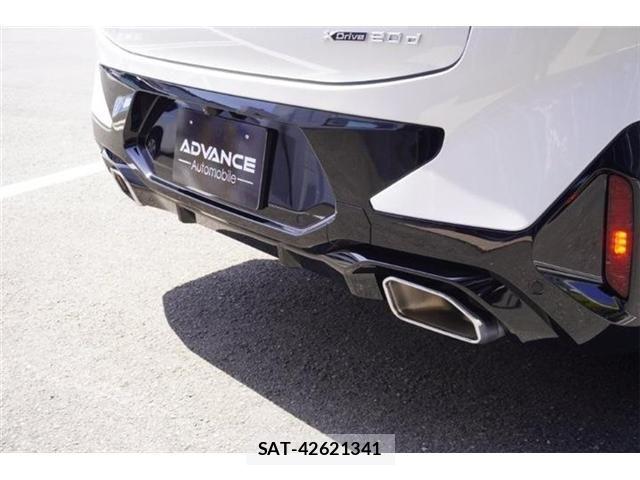 Bmw X4 2023-04 6902872-13