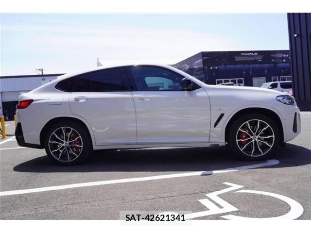 Bmw X4 2023-04 6902872-23