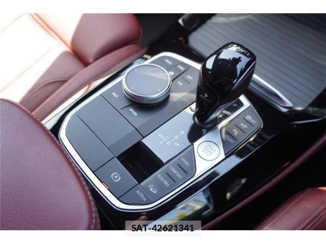 Bmw X4 2023-04 6902872-27