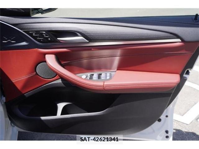 Bmw X4 2023-04 6902872-28