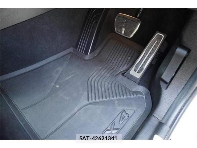 Bmw X4 2023-04 6902872-29