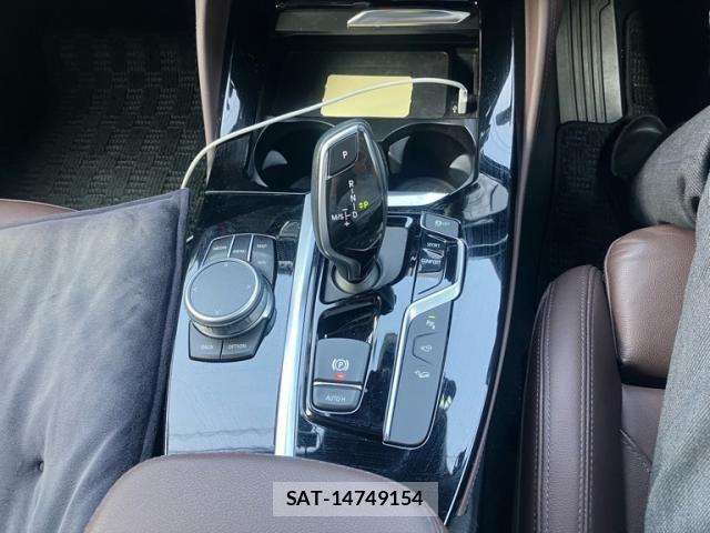 Bmw X4 2021-03 8098350-24