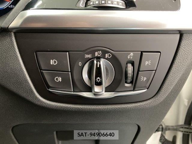 Bmw X4 2021-06 8098349-16