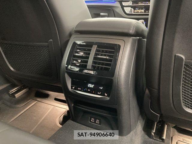 Bmw X4 2021-06 8098349-21