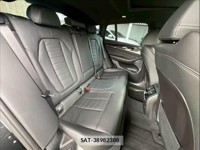Bmw X4 2021-06 8145545-11