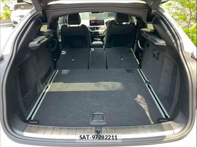 Bmw X4 2022-02 8244745-17