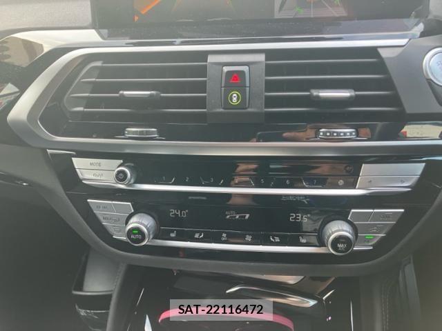 Bmw X4 2021-10 8828104-15