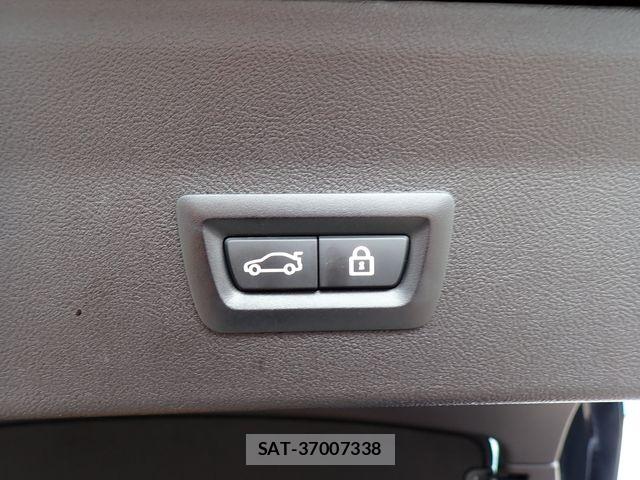 Bmw X4 2021-12 8828105-27