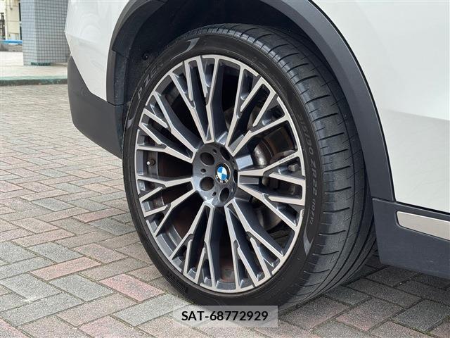 Bmw X5 2023-12 6670628-24