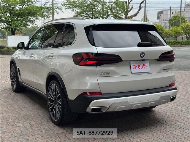 Bmw X5 2023-12 6670628-7