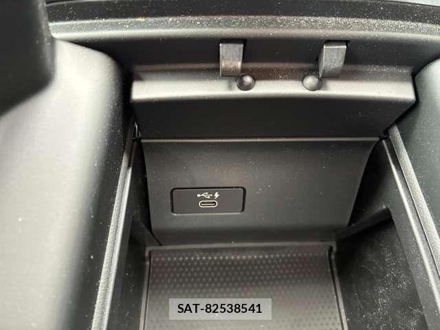 Bmw X5 2021-06 7978683-12