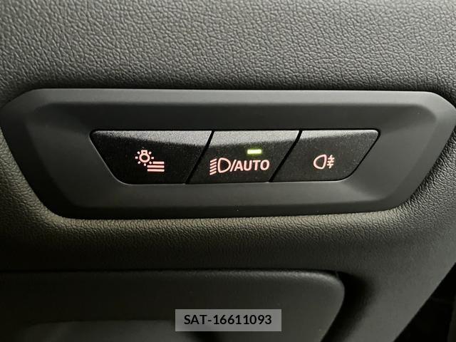 Bmw X5 2025-09 8206688-17