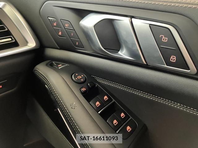 Bmw X5 2025-09 8206688-23