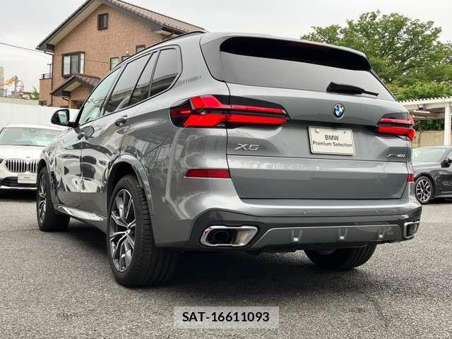 Bmw X5 2025-09 8206688-2