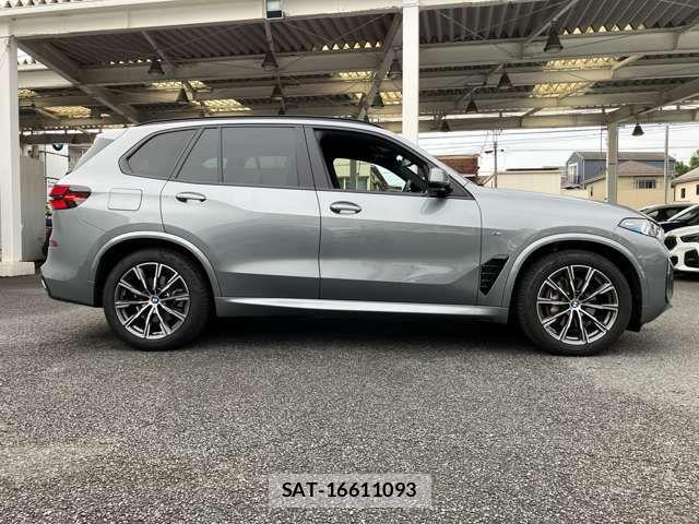 Bmw X5 2025-09 8206688-5