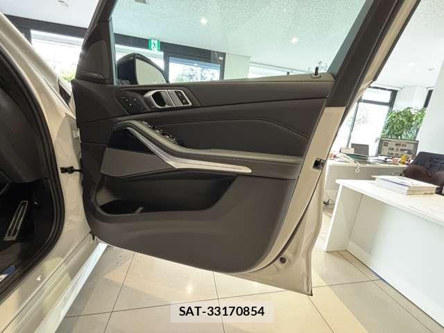 Bmw X5 2025-04 8411488-8