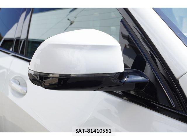 Bmw X5 2026-04 8779661-13