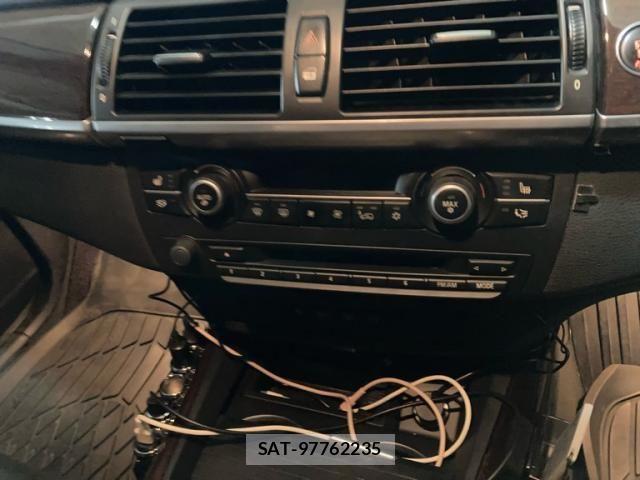 Bmw X5 2011-06 8828107-23