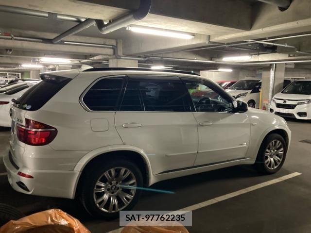 Bmw X5 2011-06 8828107-2