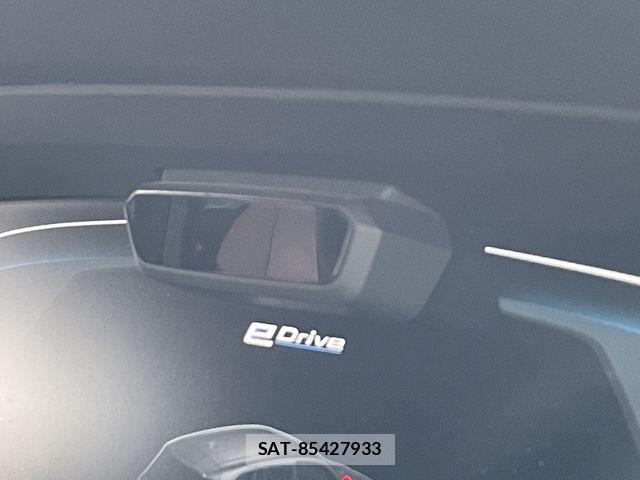Bmw X5 2021-10 8878937-11