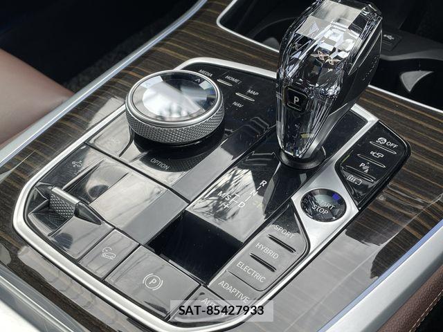 Bmw X5 2021-10 8878937-23