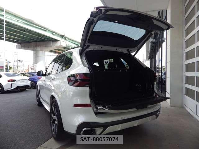 Bmw X5 2025-04 8878935-12