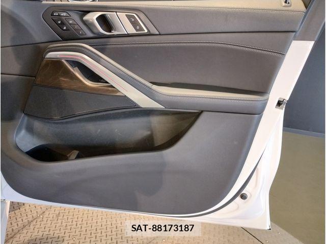 Bmw X6 2022-10 6902880-28