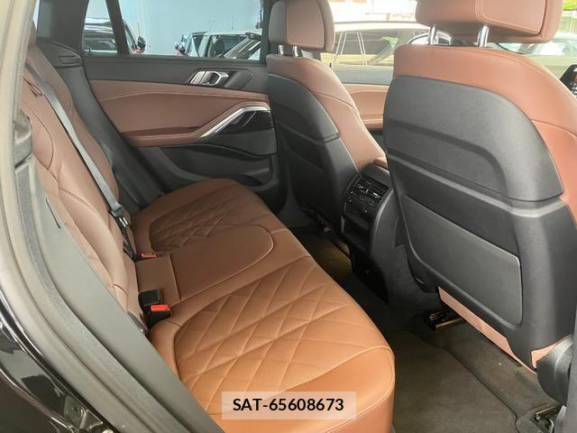 Bmw X6 2023-06 7215606-15