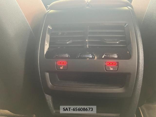 Bmw X6 2023-06 7215606-16