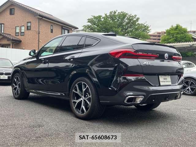 Bmw X6 2023-06 7215606-2