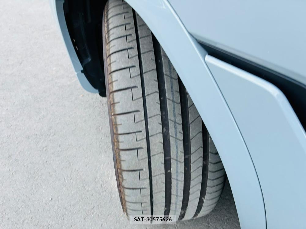 Bmw X6 2025-06 7215603-32