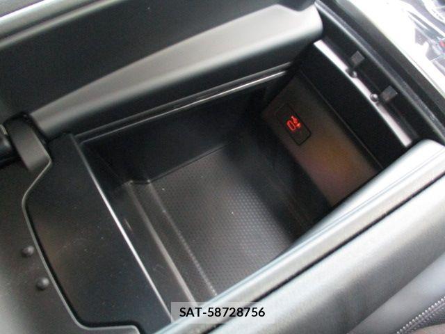 Bmw X6 2023-10 8244751-19