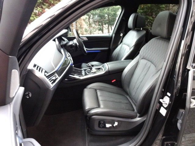 Bmw X7 2022-03 758755-13