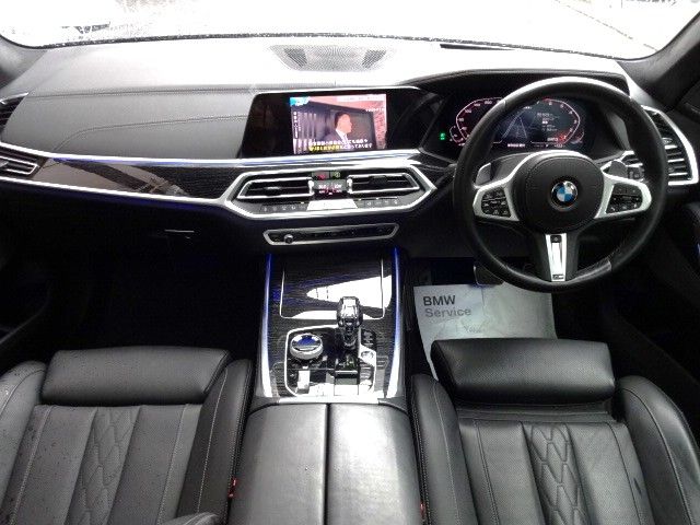 Bmw X7 2022-03 758755-20