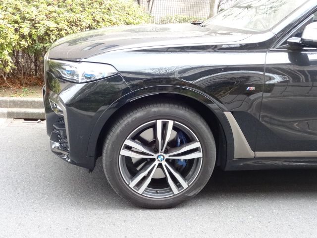 Bmw X7 2022-03 758755-4