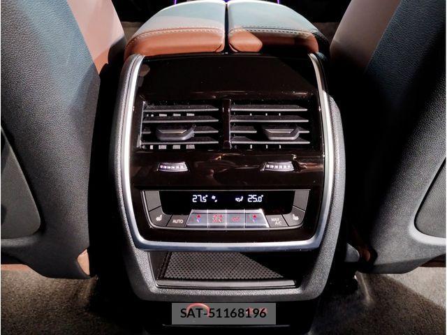 Bmw X7 2023-12 1471263-27