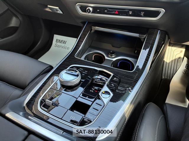 Bmw X7 2025-08 2660975-25