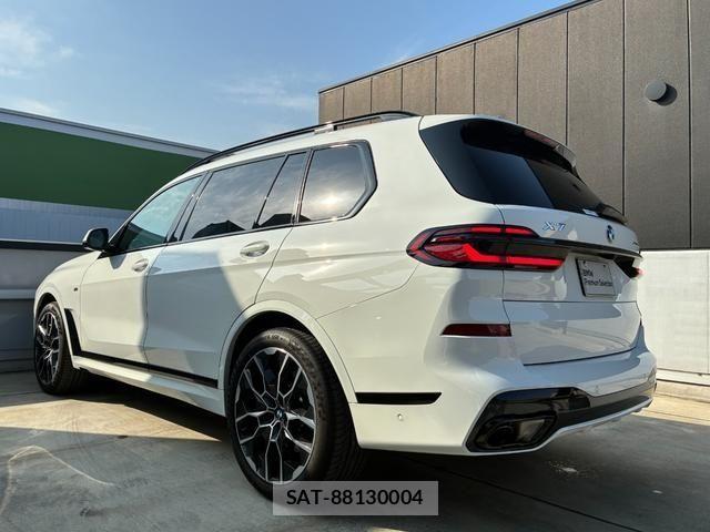 Bmw X7 2025-08 2660975-6