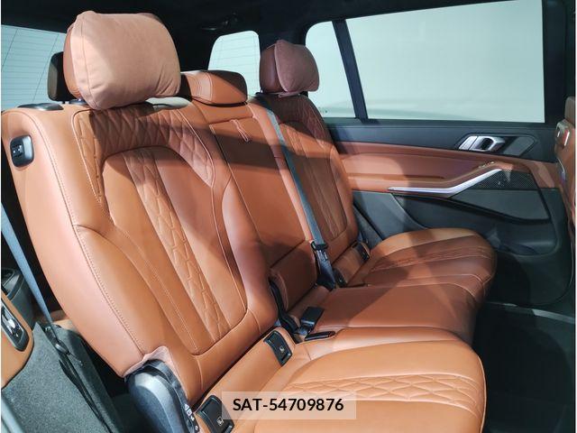 Bmw X7 2024-09 3904039-12