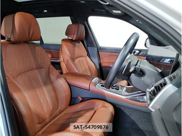 Bmw X7 2024-09 3904039-14