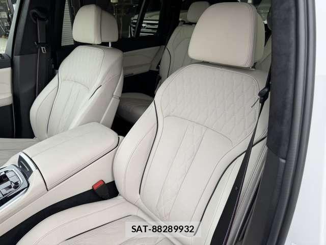 Bmw X7 2023-04 4588187-18