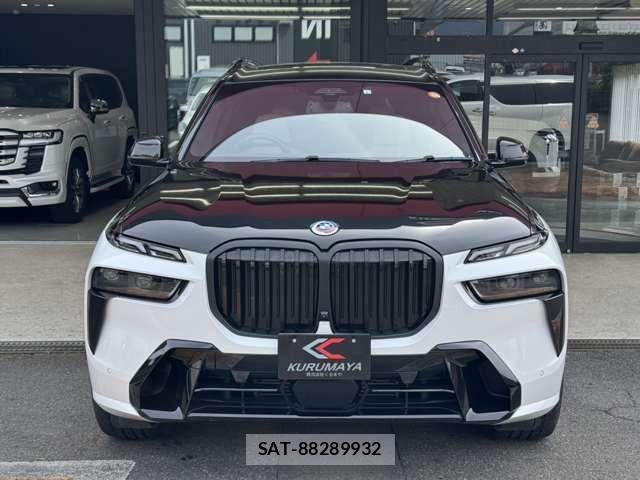 Bmw X7 2023-04 4588187-1