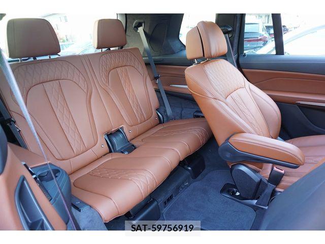 Bmw X7 2025-10 6212192-21