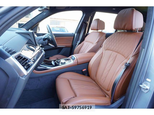 Bmw X7 2025-10 6212192-23