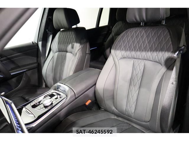Bmw X7 2025-10 6212193-12