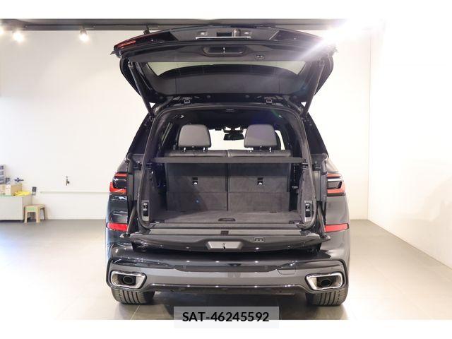 Bmw X7 2025-10 6212193-17