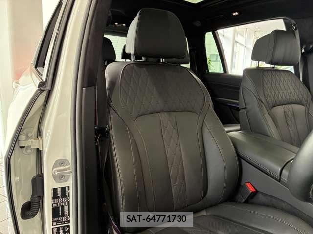 Bmw X7 2025-02 6525749-9
