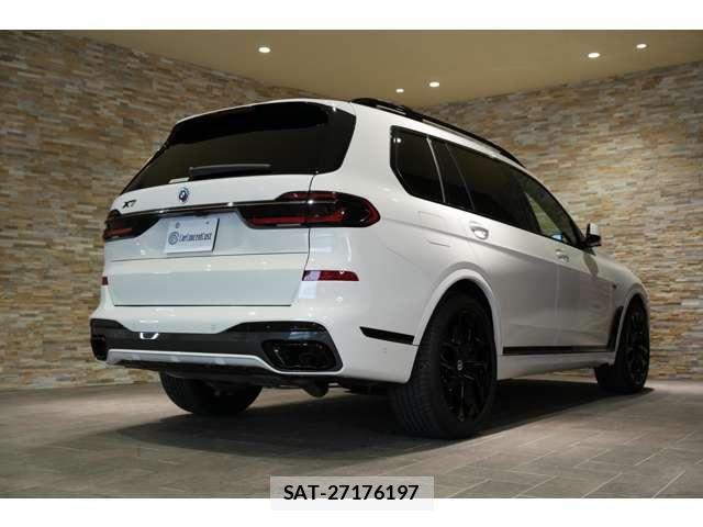 Bmw X7 2024-03 6902882-10