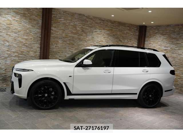 Bmw X7 2024-03 6902882-11