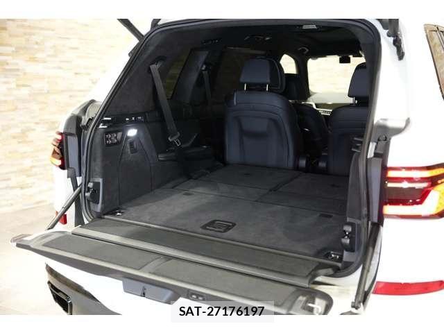 Bmw X7 2024-03 6902882-24